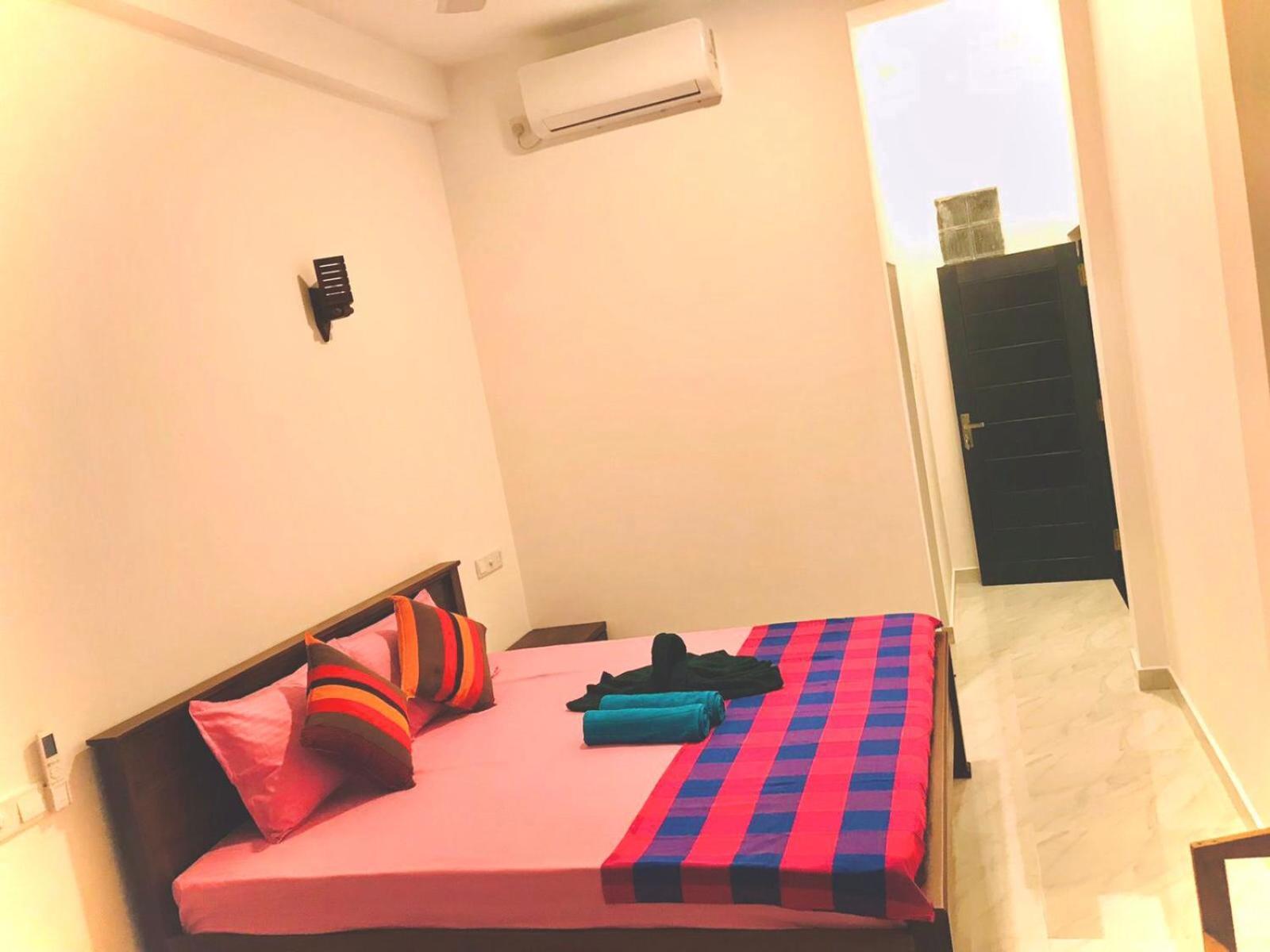 Navodya Guest Mirissa Hotel ภายนอก รูปภาพ